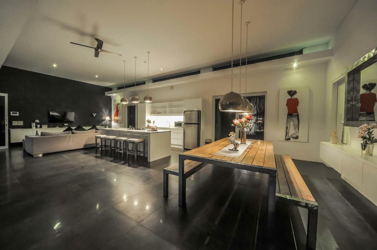 Casa Priya Petitenget Семиняк Екстериор снимка